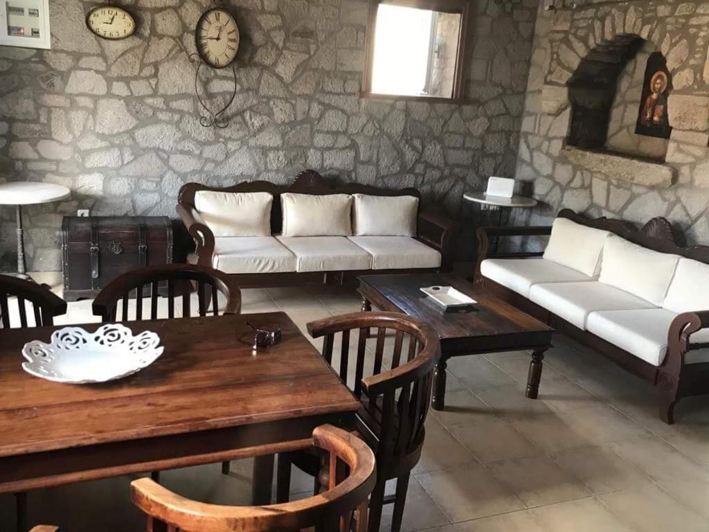 Stone Houses Kontias Екстериор снимка
